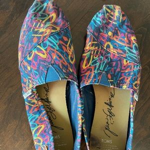 Toms multicolored shoes